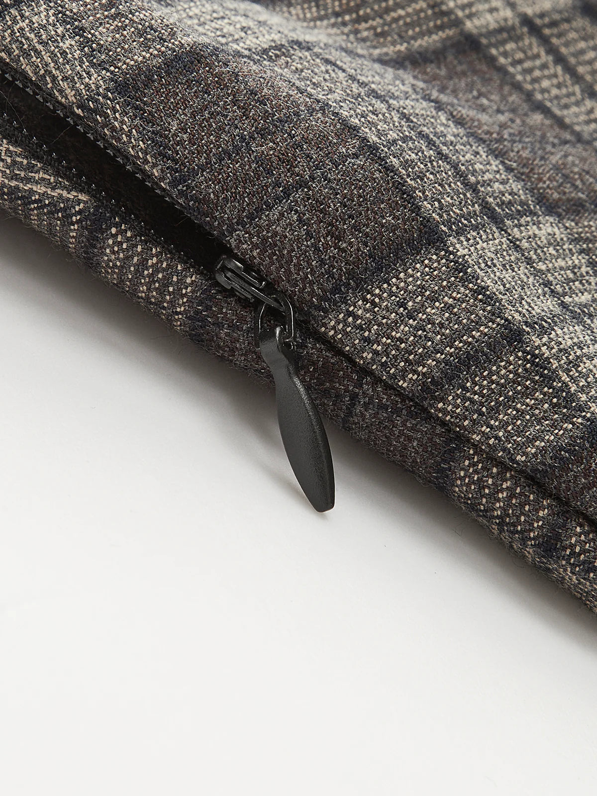 Mid-Waist Checked Pleated Skirt With Belt