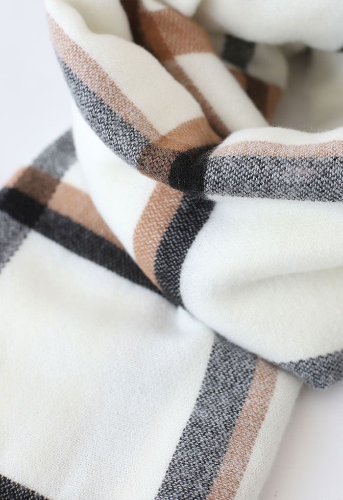 Oversized Grid Printed Scarf