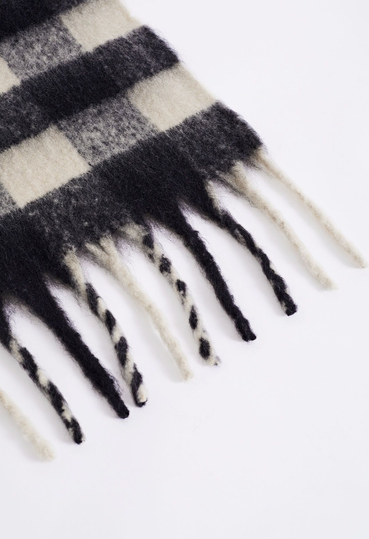 Fuzzy Check Pattern Tassel Scarf in Cream
