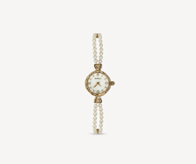 Classic Two-Pearl Vintage Timepiece